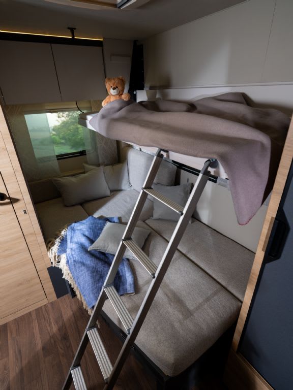 1100 W09 500-DK IN 01984 2024