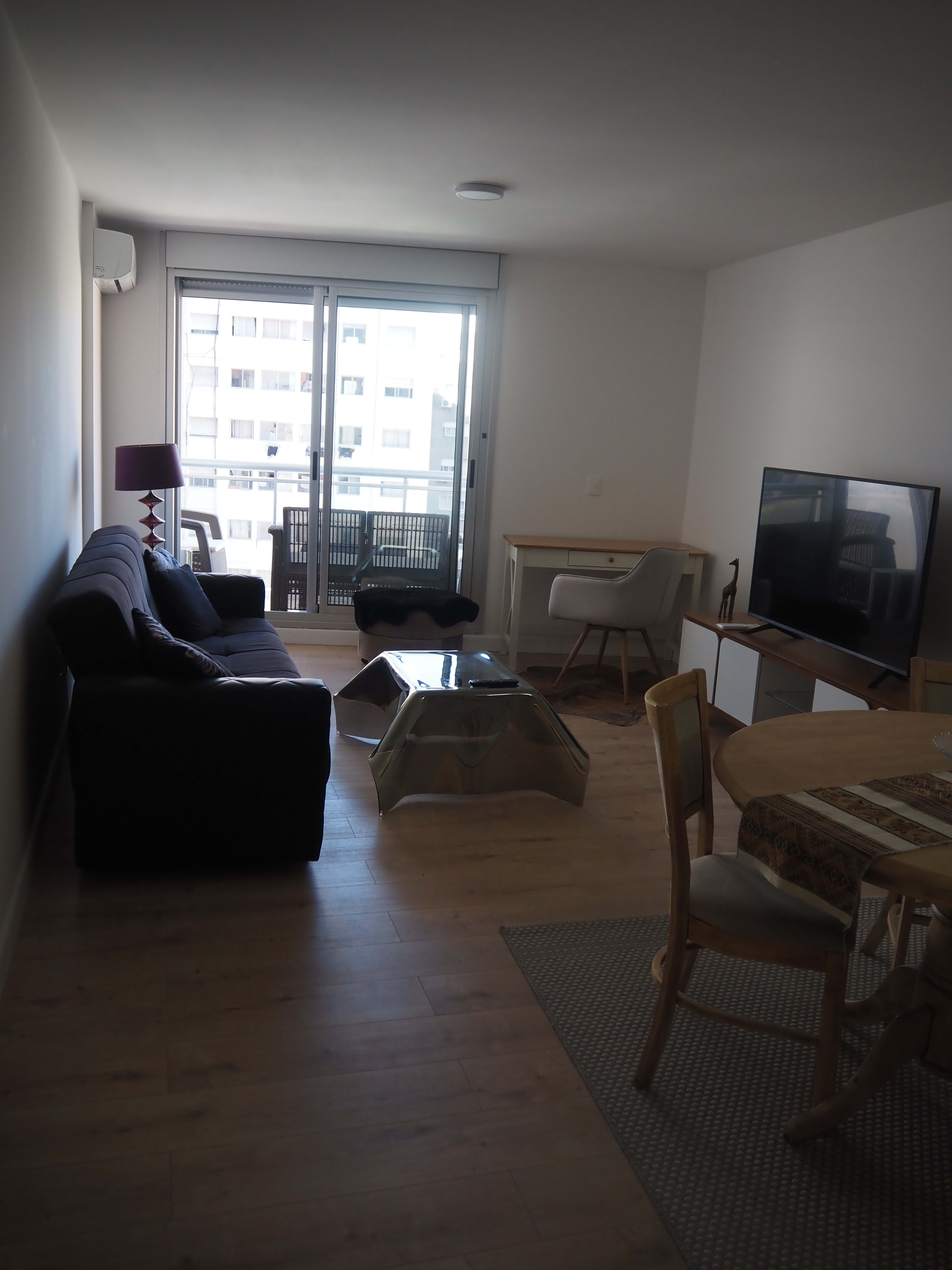 Apartamento sobre 18 de Julio con los beneficos de VIS
