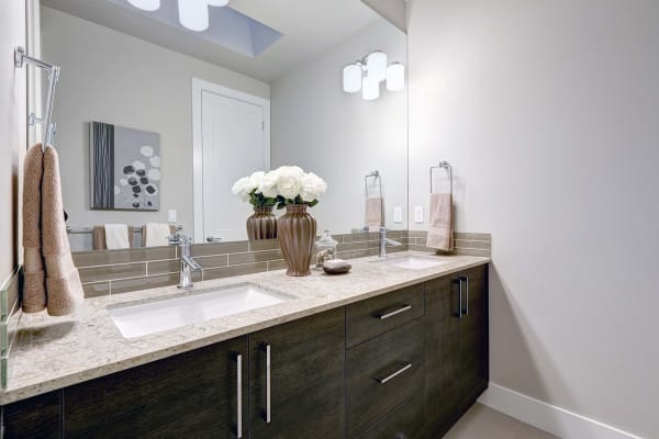 Smart Tips for Remodeling Your Jack-and-Jill Bathroom