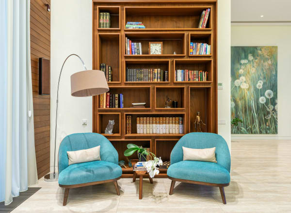 Comparing Laminate and Vinyl Flooring: Which is Right for You?