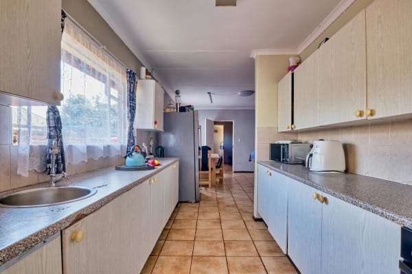 Kitchen Countertops and Bacteria Resistance: Why Material Choice Matters