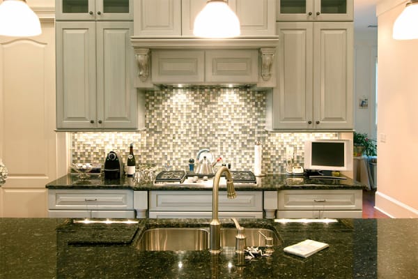 Creative Ways To Incorporate Glass Tile In Your Kitchen Remodel