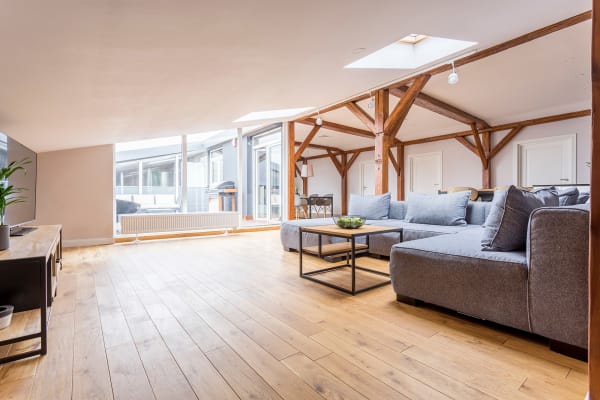 How to maintain hardwood floors