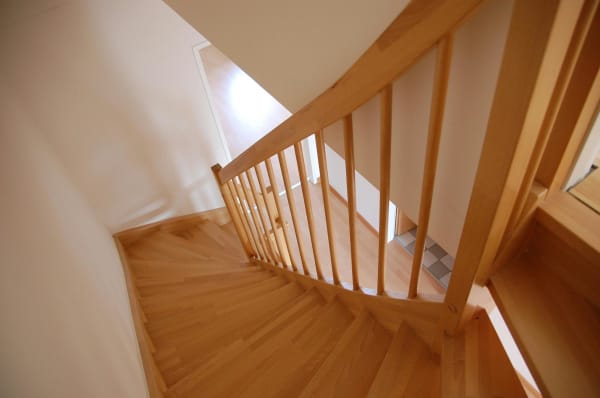 Step-by-Step: Expert Tips for Maintaining Your Hardwood Stairs