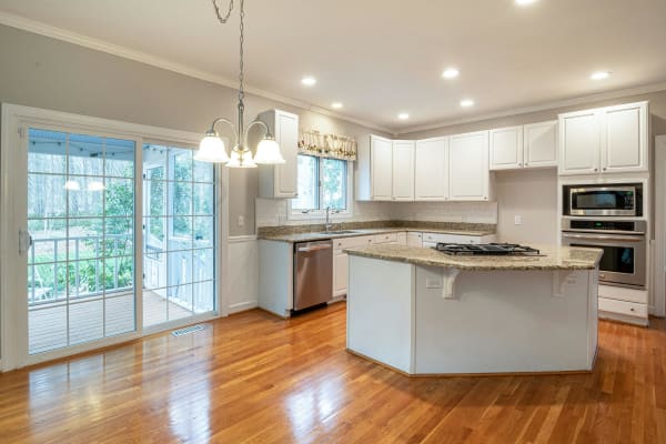Hardwood Flooring in Laurel, MD from FLOORMAX