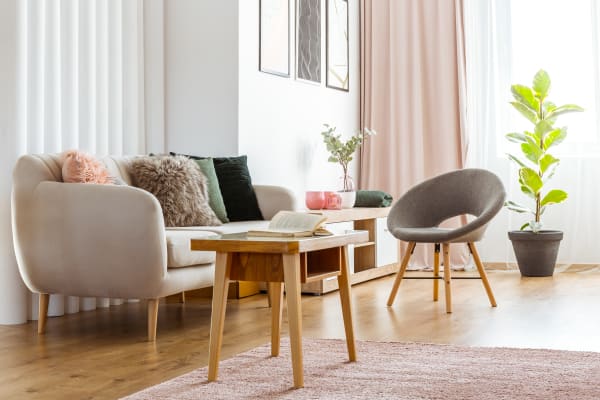 Hardwood Flooring: Preventing Scratches on Hardwood Floors: Tips for Busy Households