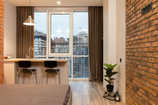 Mixing and Matching: Combining Hardwood Flooring with Other Floor Types