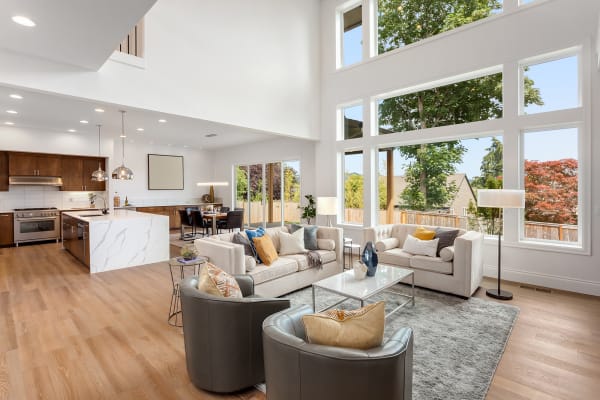 Waterproof Laminate vs. Luxury Vinyl: Which Is the Better Choice for Your Home?