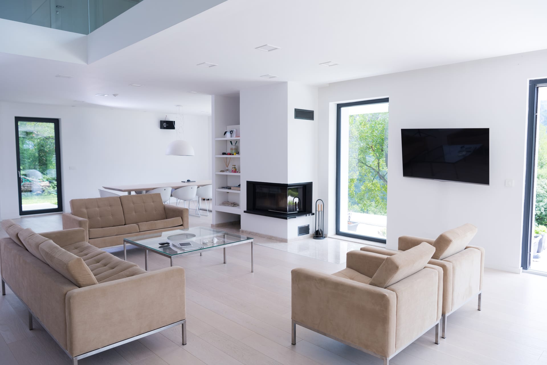 Hardwood Flooring Hawaii from American Floor & Home