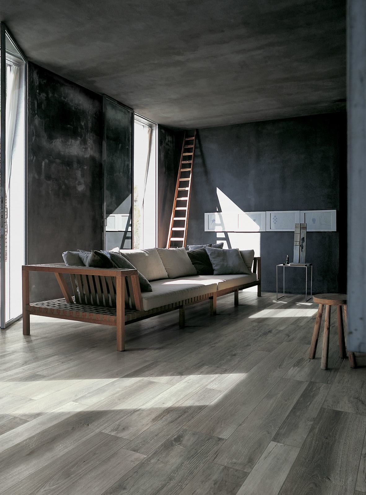 which direction to lay hardwood flooring in Colordo Springs, CO