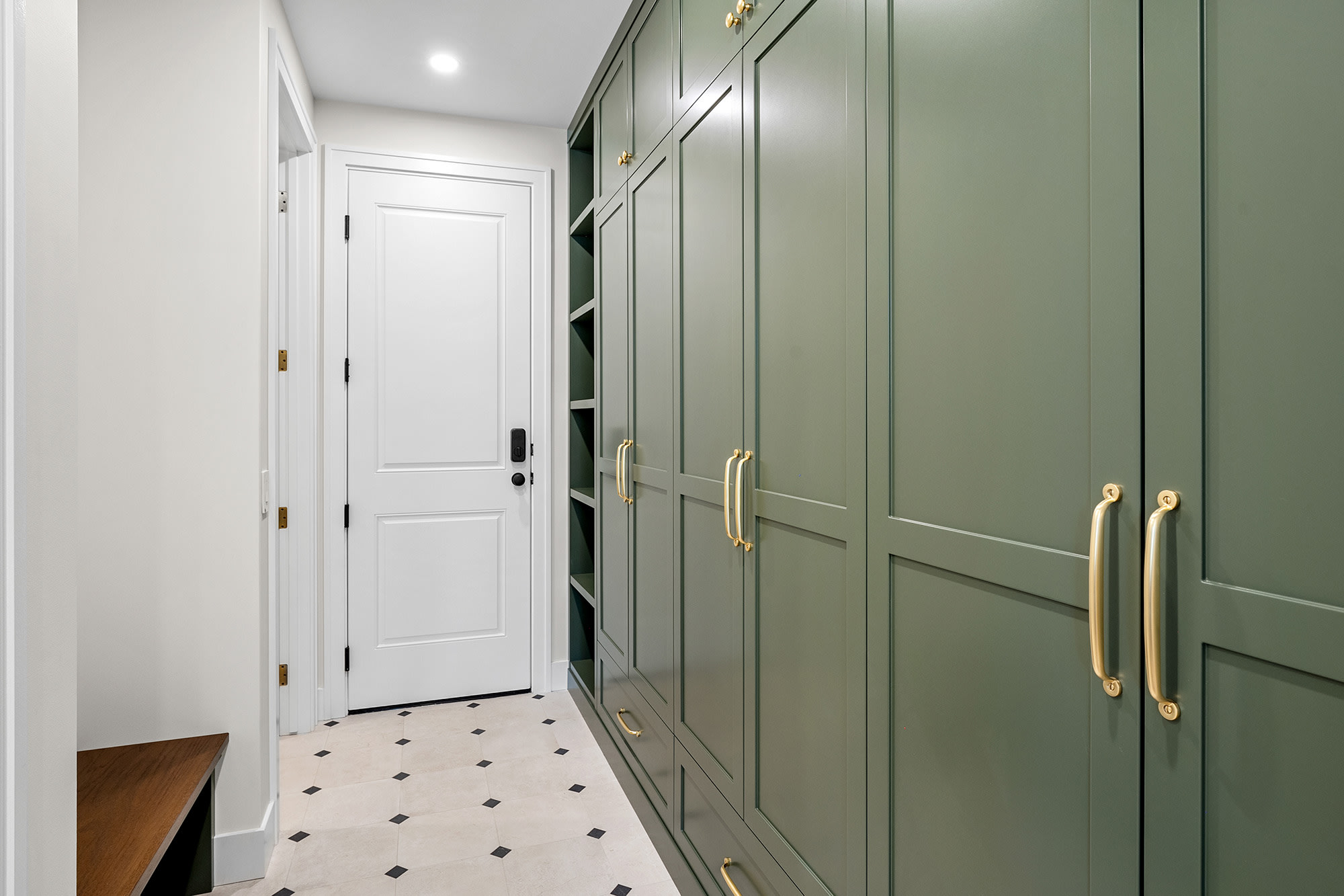 Low-Maintenance Tile Styles for Renters Who Don’t Want the Headache