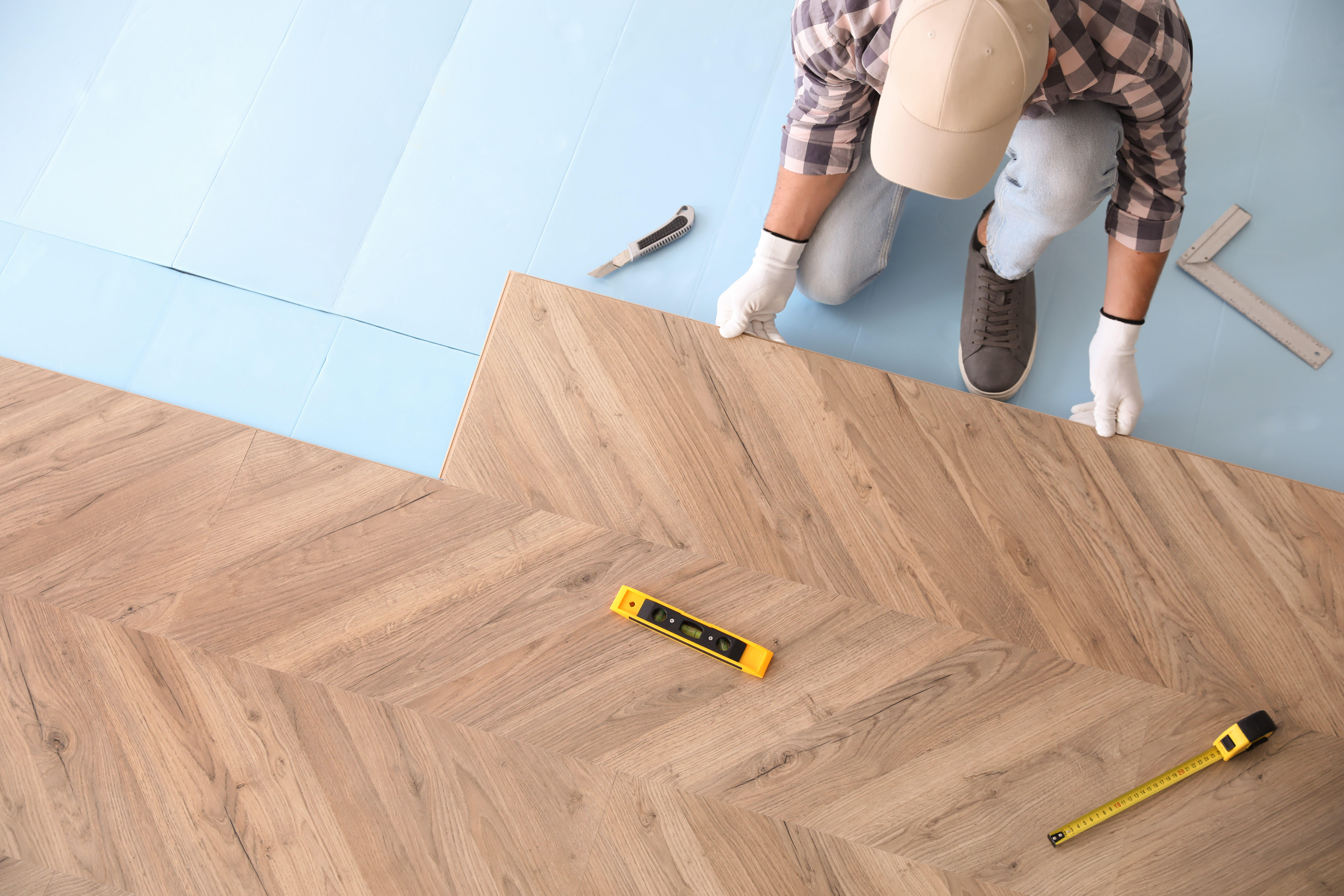 How to Refinish Your Hardwood Floor (under Carpet) : 5 Steps