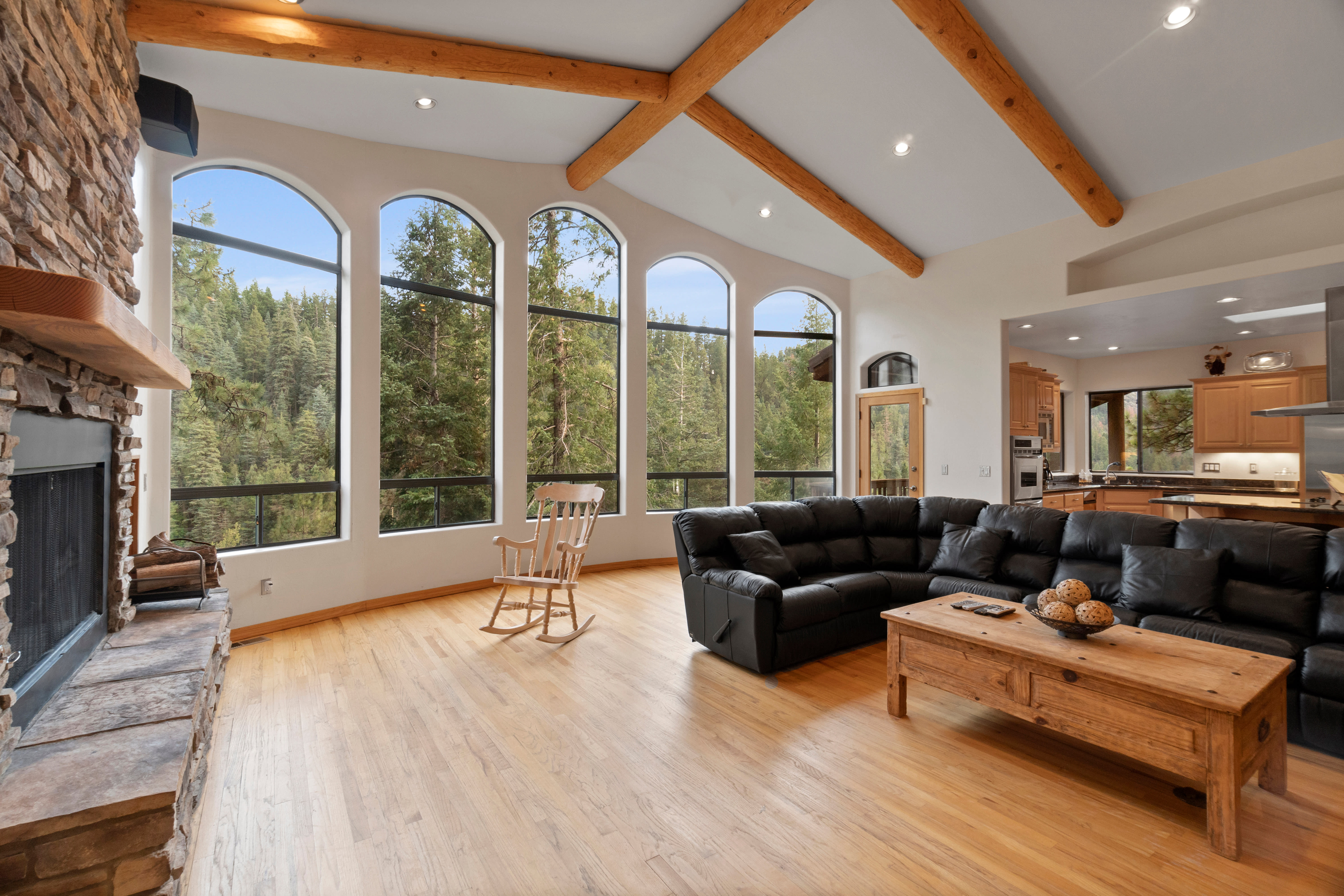 Altitude-Proof Flooring: Why Some Materials Work Better in Colorado Homes