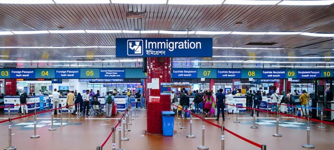 Latif Siddiqui’s brother stopped at Dhaka airport