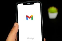 2.5 billion Gmail users at risk after Google hack: report