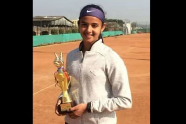 Indian tennis player Radhika Yadav shot dead by father