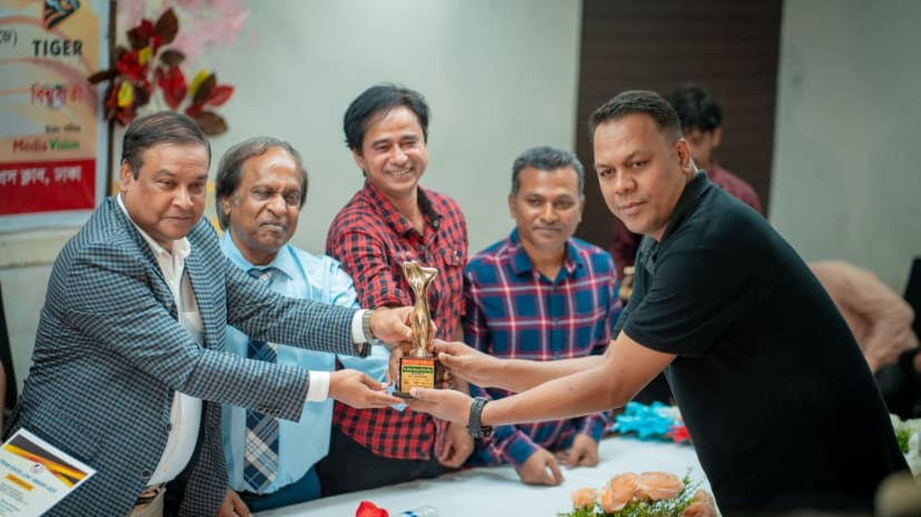 Shimul Khan Wins Best Villain at TRAB Excellent Awards 2025