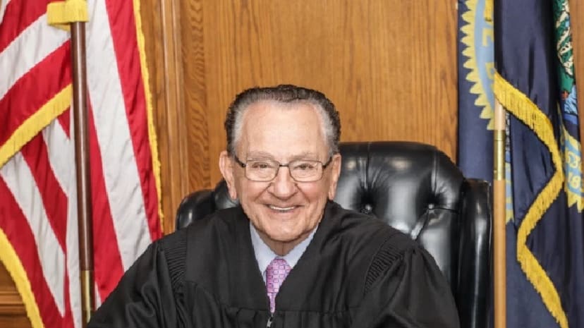 'Nicest' judge, viral for his courtroom compassion, dies at 88