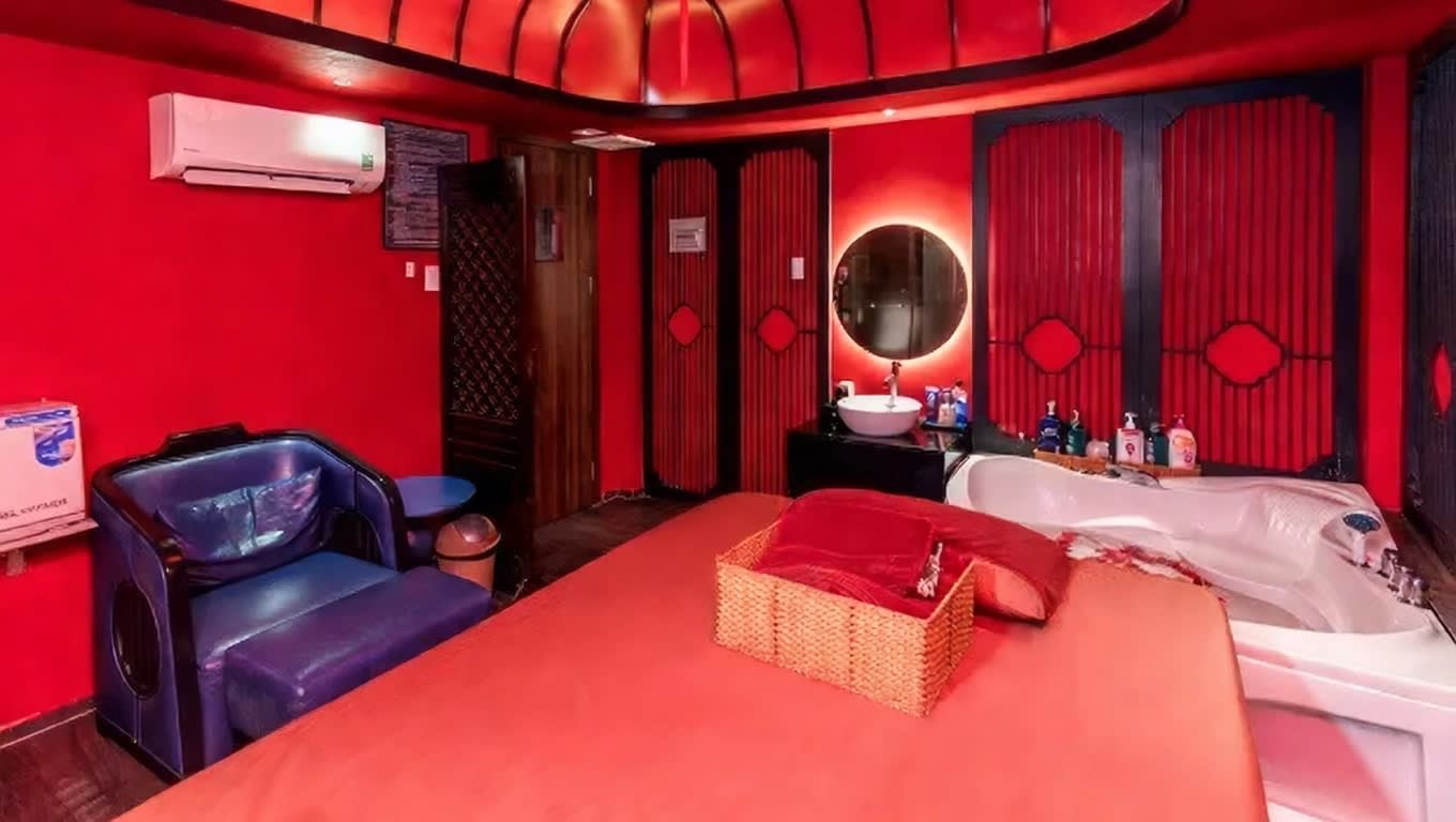화교 마사지 (Massage Hoa Kiều)