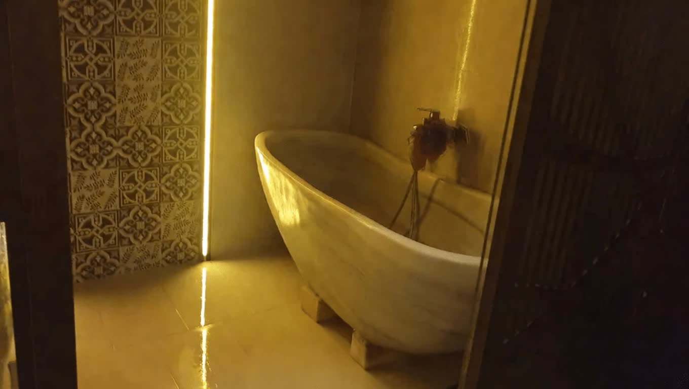 타이티 마사지 (Massage Tây Thi)