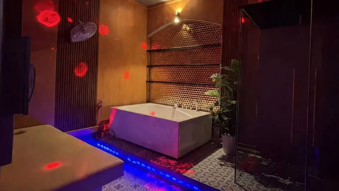 풍월각 마사지 (Massage Phong Nguyệt Cát)