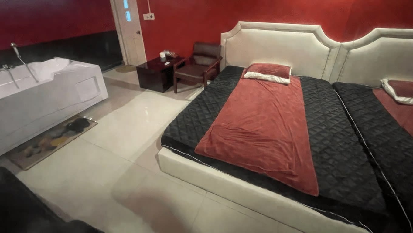 화교 마사지 (Massage Hoa Kiều)