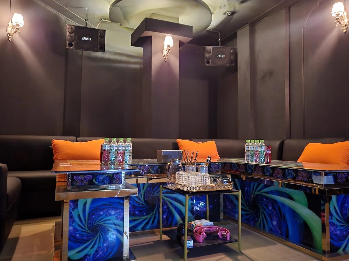 하노이 더레드 (THE RED) 가라오케