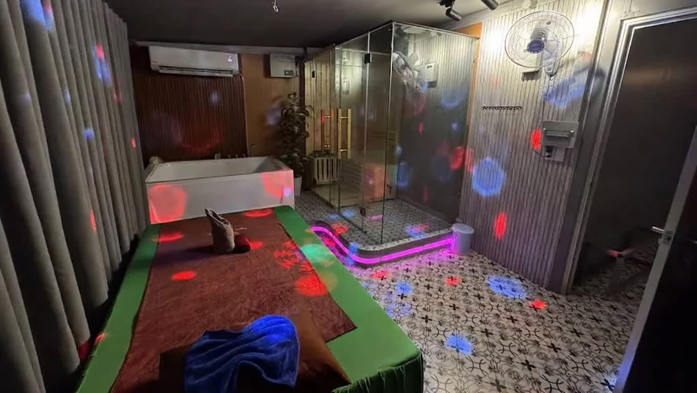 풍월각 마사지 (Massage Phong Nguyệt Cát)