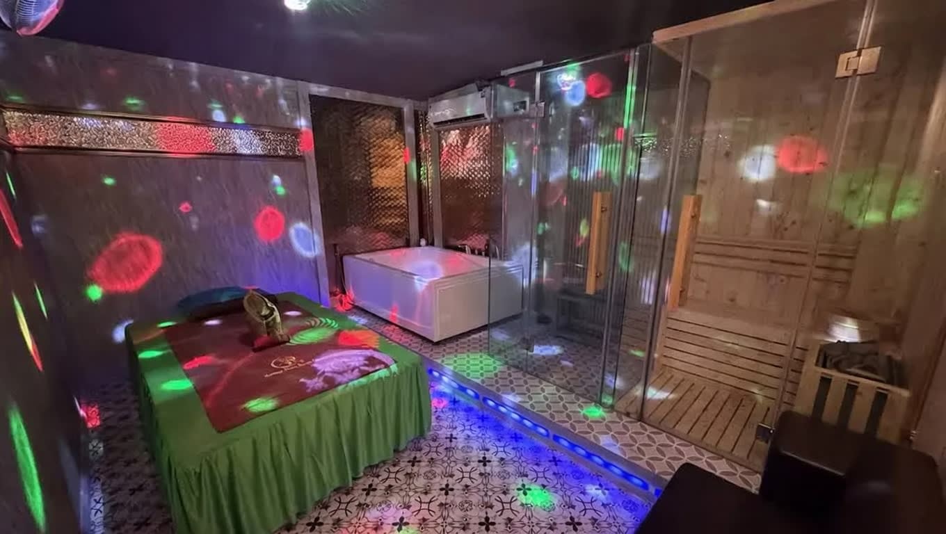 풍월각 마사지 (Massage Phong Nguyệt Cát)