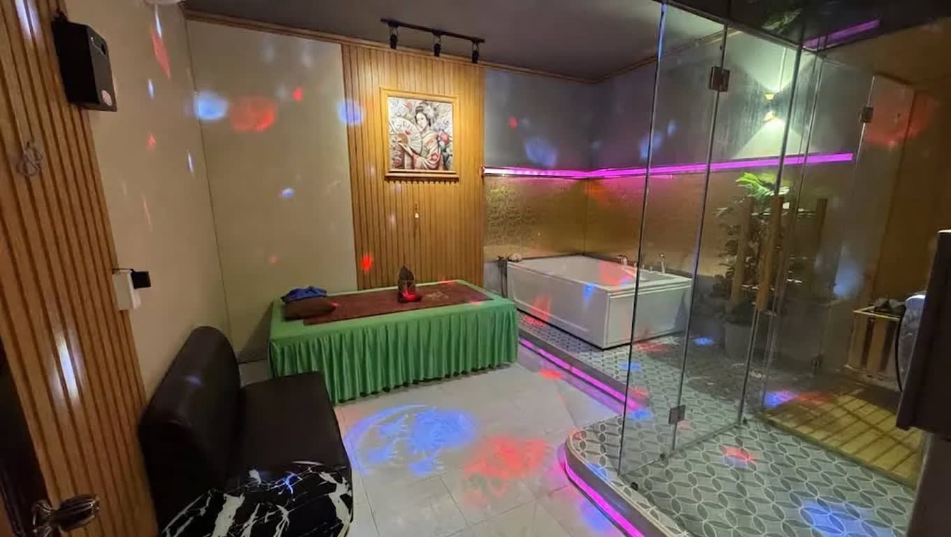 풍월각 마사지 (Massage Phong Nguyệt Cát)