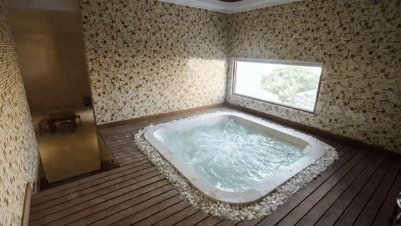 문라이트 마사지 (Massage Moonlight)