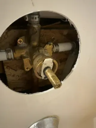 Fixing a Leaky Toilet Fill Valve