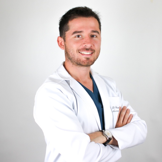 Dr. Claudio Villegas