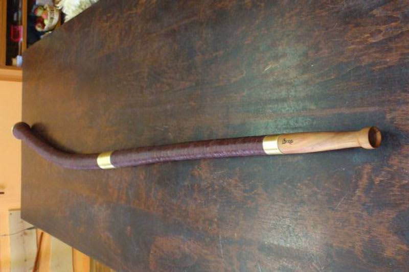 Trombita stredná, dĺžka: cca 220cm, počet častí: 2/2 3