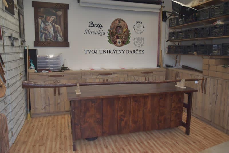 Trombita veľká, dĺžka: cca 300cm, počet častí: 3/3