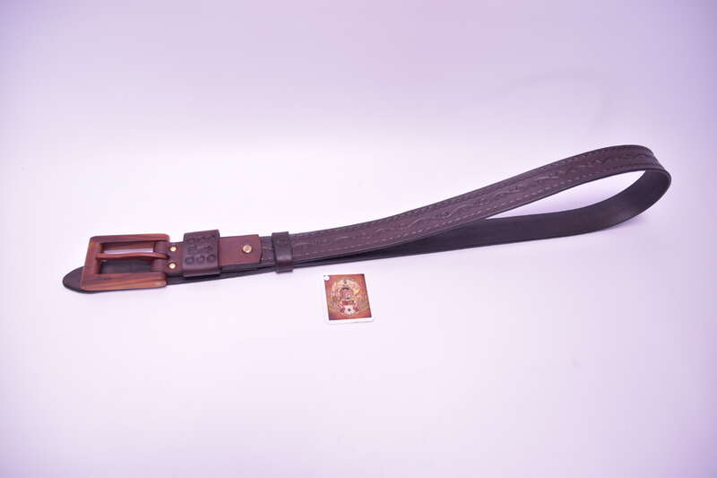 Opasok exkluzív s drevenou prackou, obvod pásu: 115-135cm, zdobenie: hĺbková ražba, farba: hnedá 2