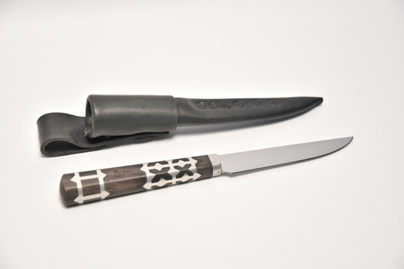 Tradičný nôž malý, dĺžka čepele: 9cm, farba: čierna + kožené puzdro 3