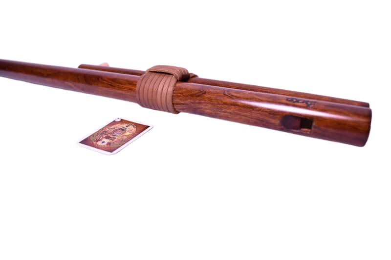 Fujara "C", dĺžka: 128-132cm, vŕtanie: Ø24, zdobenie: Orechový lesk 2