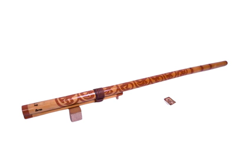 Fujara "E", dĺžka: 100-105cm, vŕtanie: Ø22, zdobenie: Ornamentový lesk 2