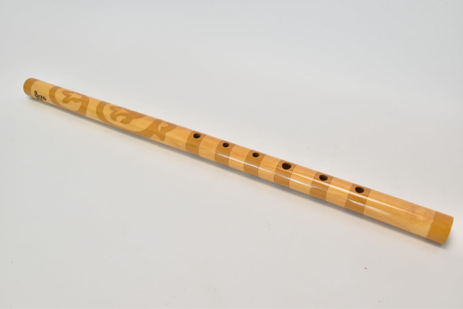 Píšťalka šesťdierková “F”, dĺžka: 46-50cm, vŕtanie: Ø15, zdobenie: Ornamentový lesk 2
