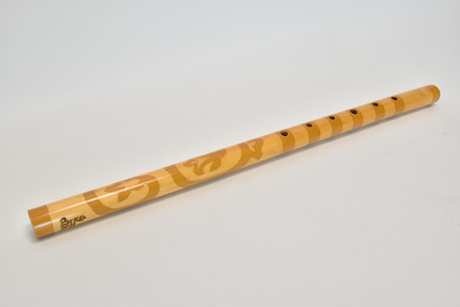 Píšťalka šesťdierková “F”, dĺžka: 46-50cm, vŕtanie: Ø15, zdobenie: Ornamentový lesk 3