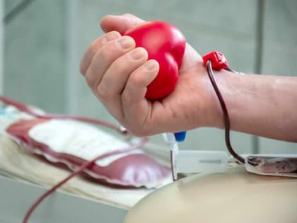 В Нерюнгринской ЦРБ в акции по сдаче донорской крови участвовали медработники