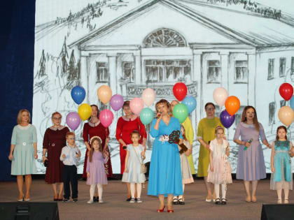 Алданской детской школе искусств – 65!