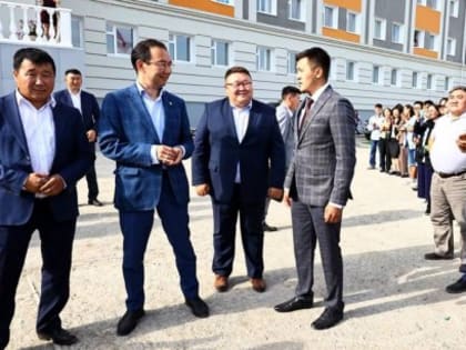 В селе Борогонцы Усть-Алданского района новая школа примет более 500 детей