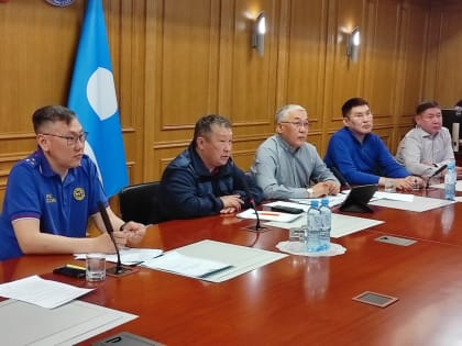 Дмитрий Садовников провел оперативное совещание по паводку