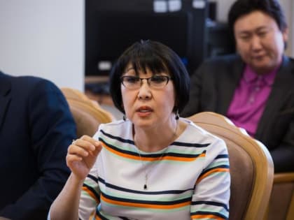 Ольга Парфенова: «Все годы работы в республике Айсен Николаев на связи с якутянами»