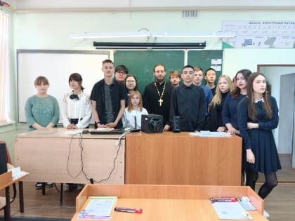 В Усть-Майском районе начала работу «Летняя школа Православия»