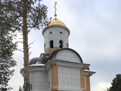 В храмах Якутии совершаются заупокойные богослужения Димитриевской родительской субботы