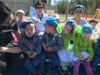 Праздник детства у маленьких пациентов медиков