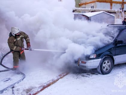 Опять в Якутске горят автомобили